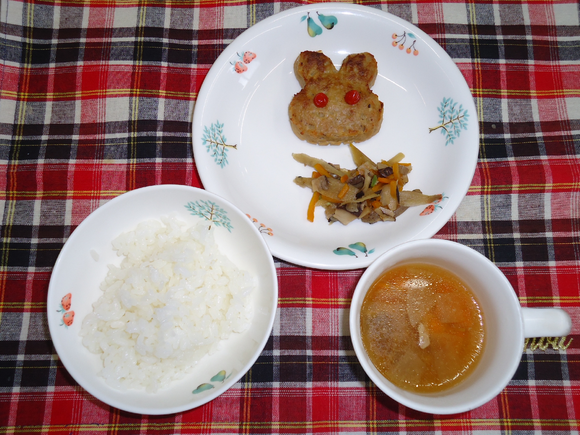 ９月９日の給食とおやつ♪