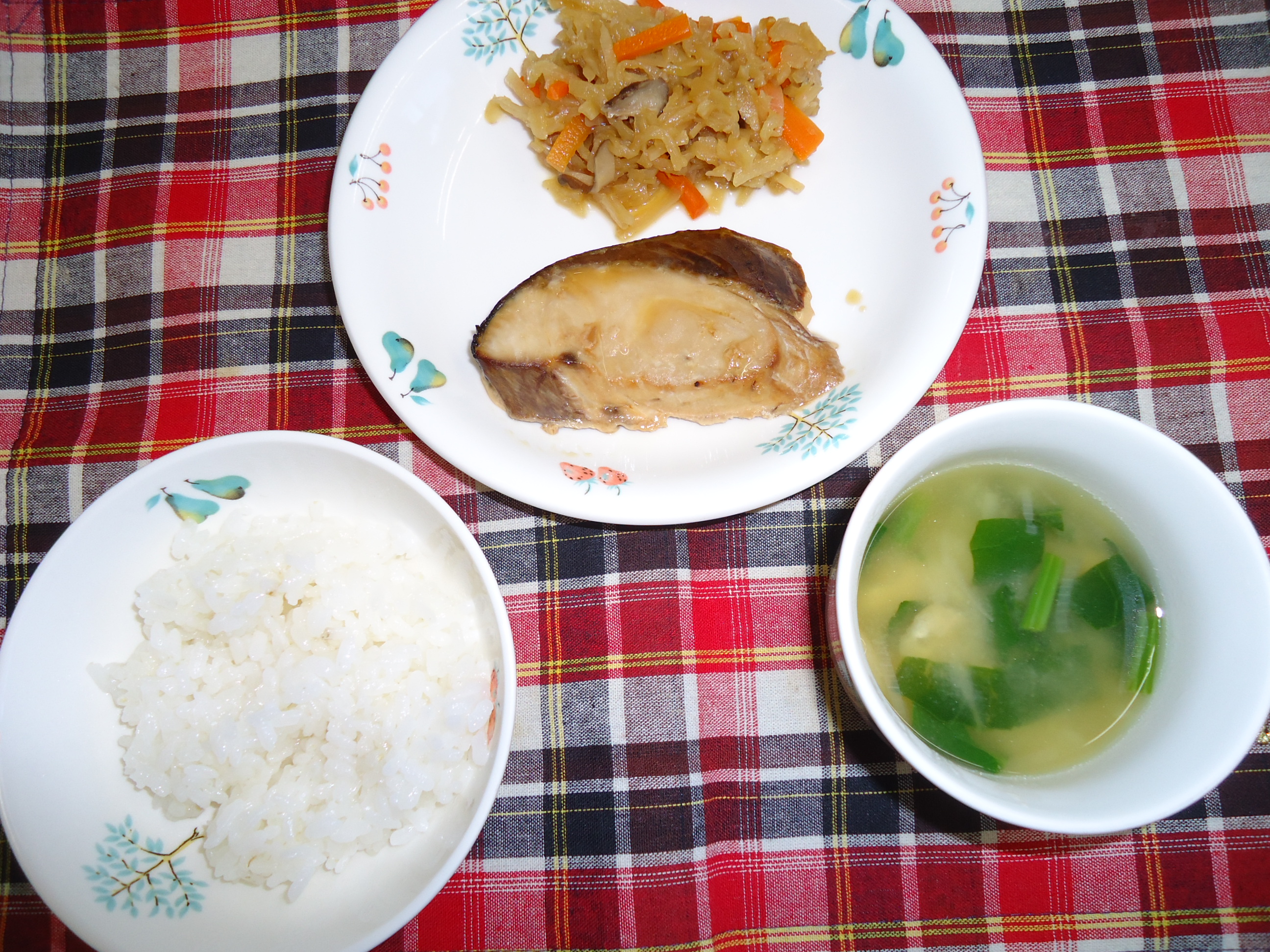 ⛄１２月７日の給食とおやつ⛄