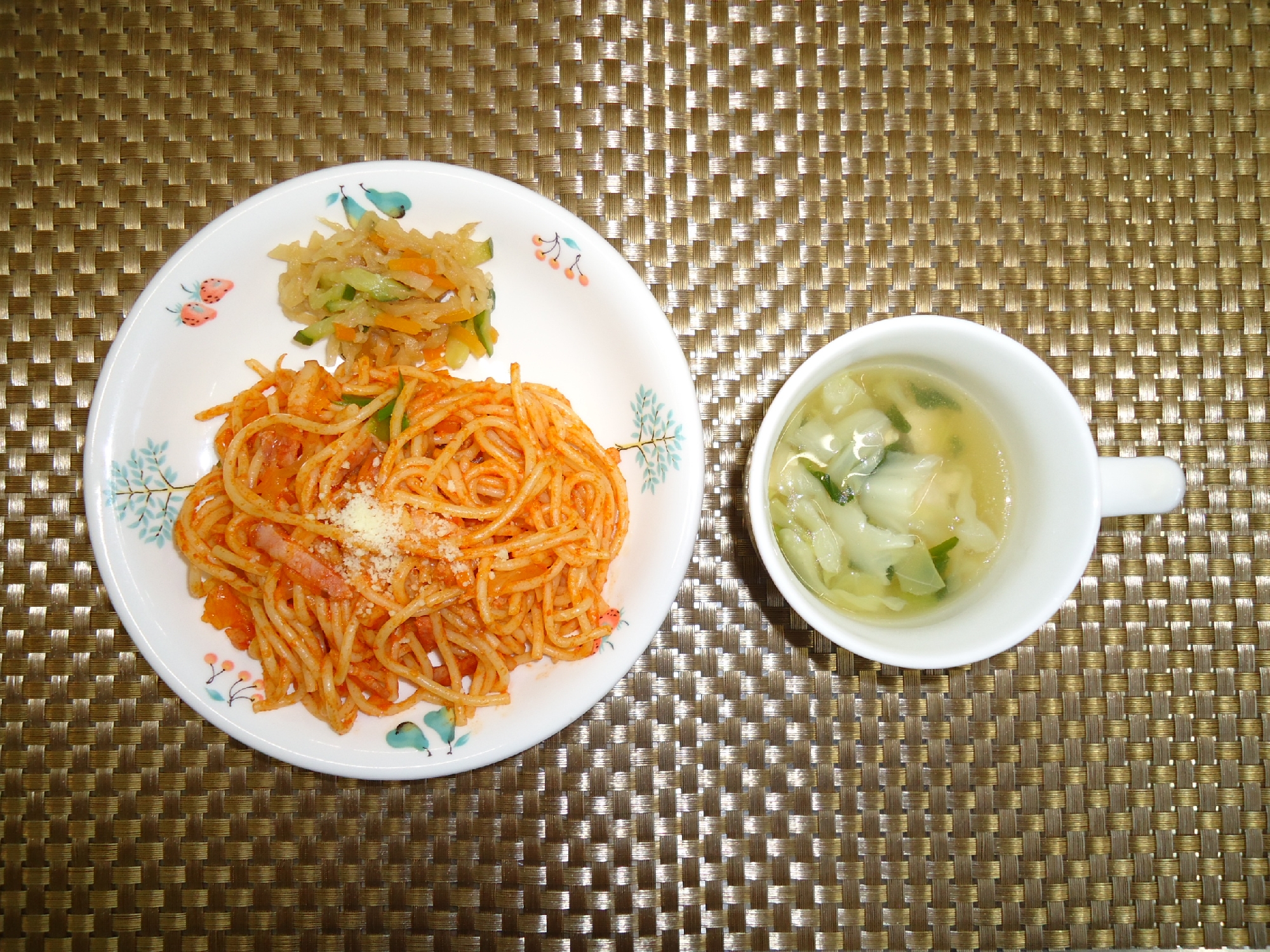 🌸４月４日給食とおやつ🌸