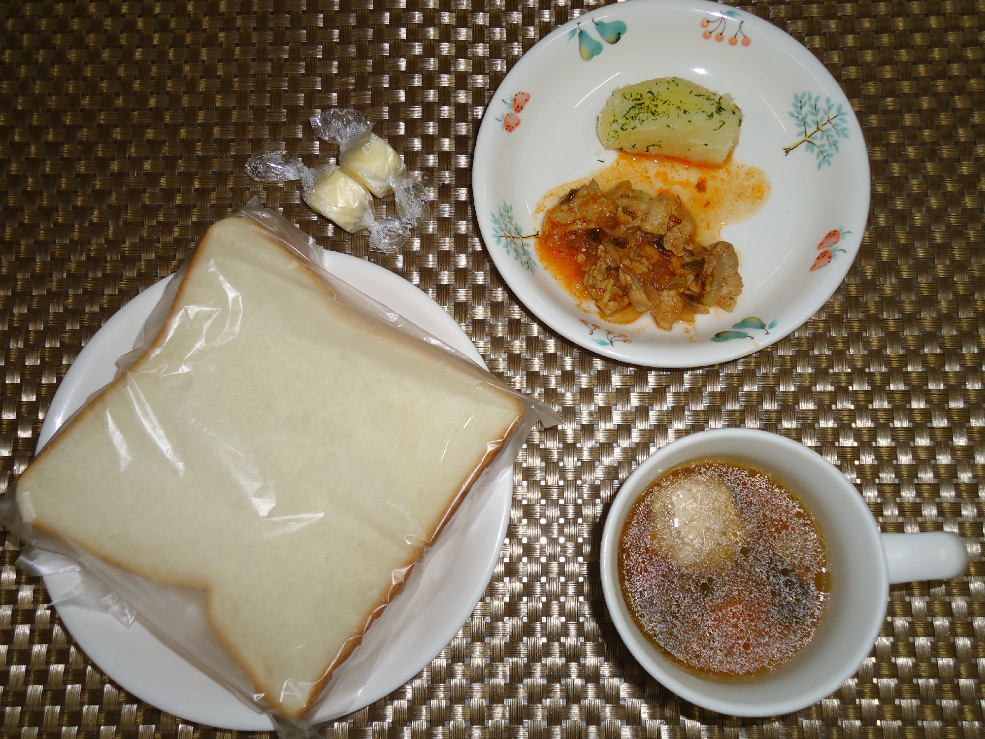 🐌６月９日給食とおやつ🐌