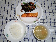 🌺３月５日の給食とおやつ🌺
