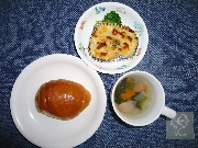 🌺３月２４日の給食とおやつ🌺