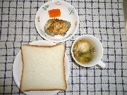 🌸４月４日給食とおやつ🌸
