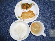 🌸４月２８日給食とおやつ🌸