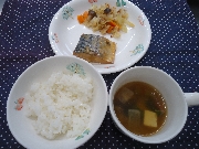 １０月５日の給食とおやつ♪