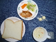 🌼５月１７日給食とおやつ🌼